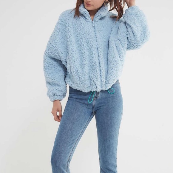 URBAN OUTFITTERS SKY BLUE FLUFFY TEDDY CINCH-ABLE JACKET - Picture 2 of 5